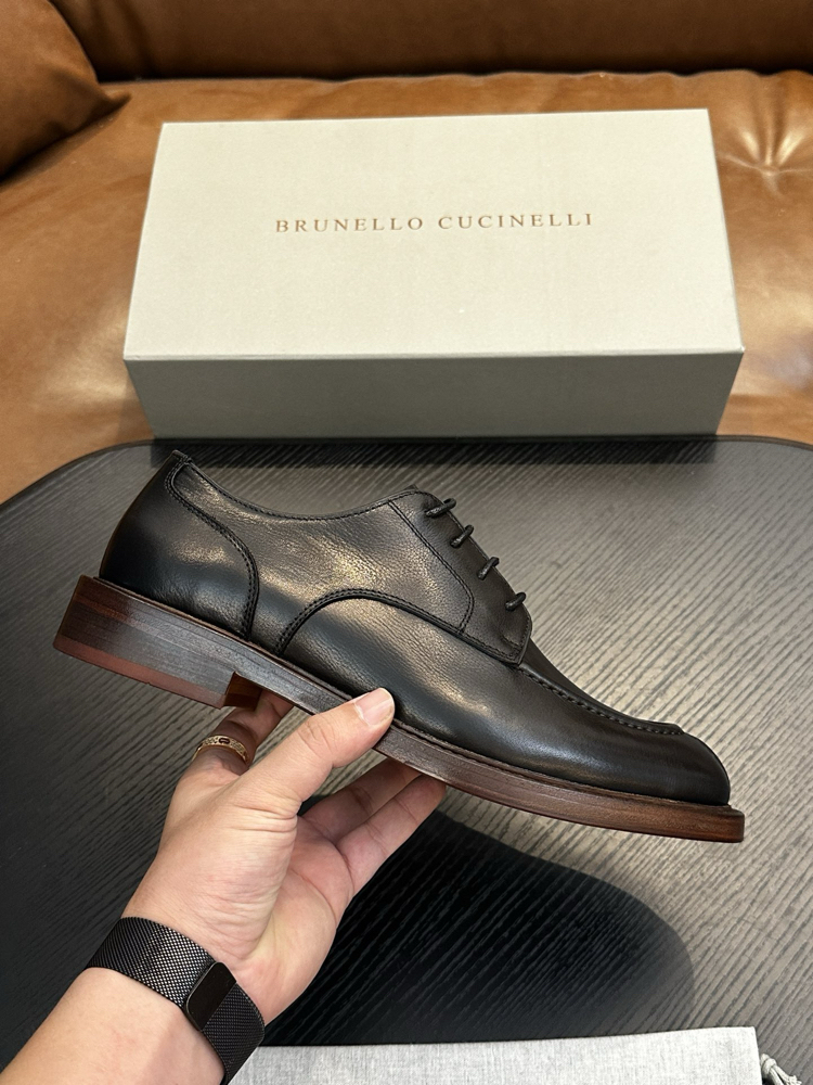 Brunello cucinelli leather shoes
