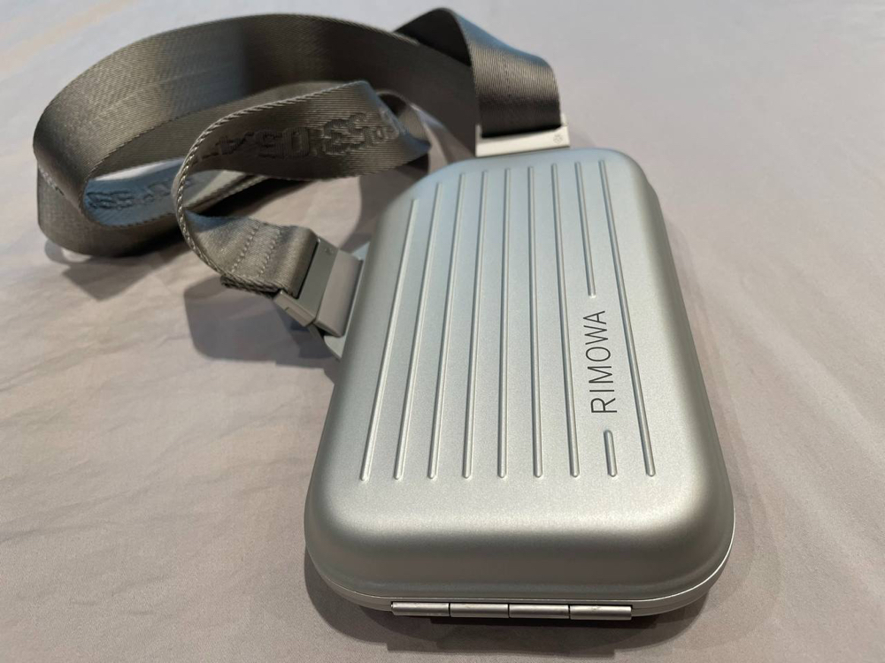 Rimowa Askılı Çanta