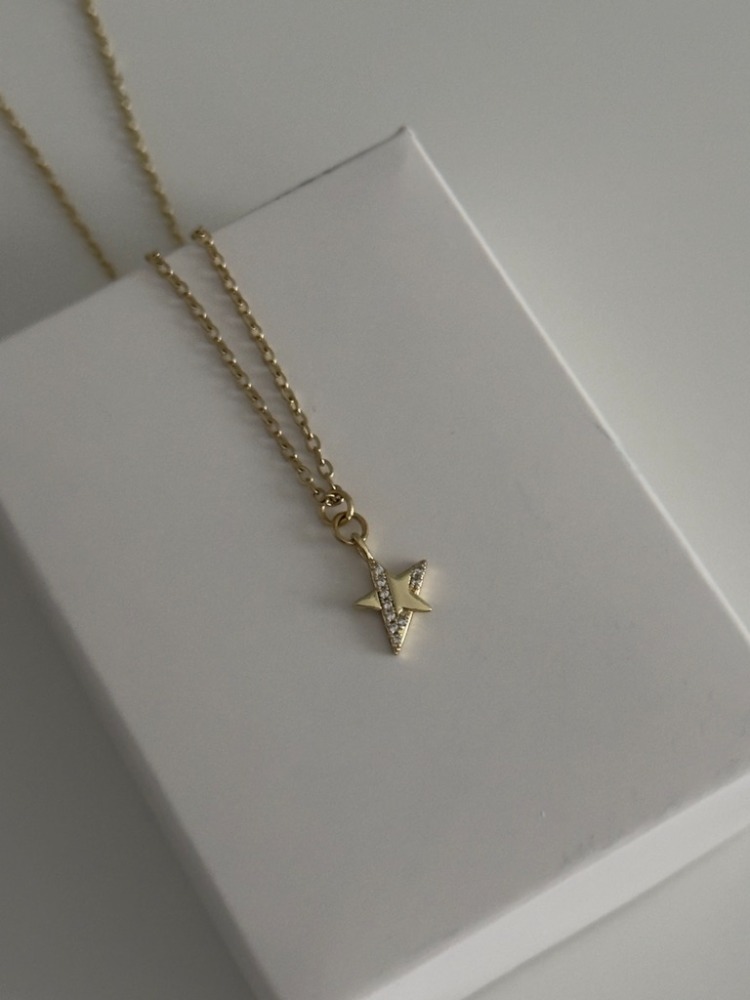 Xuping Star Kolye
