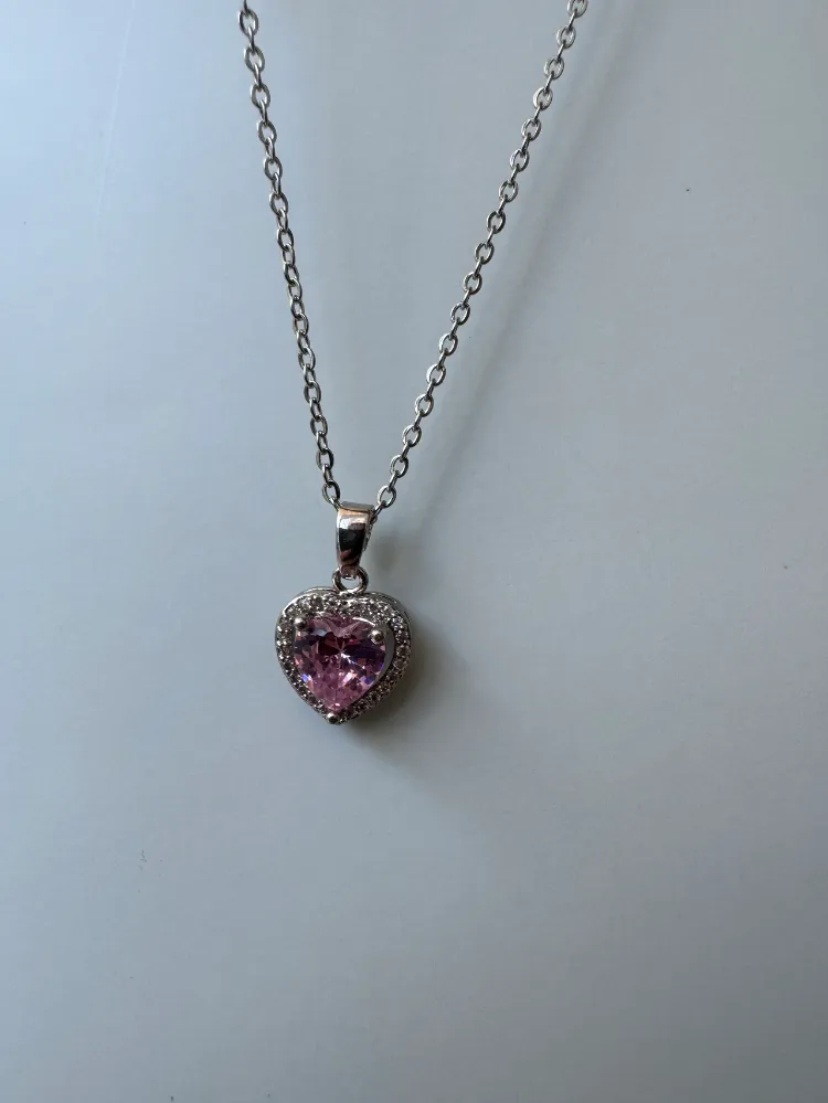 Çelik Pembe Taşlı Kalp Kolye