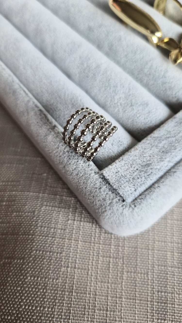 Silver Earcuff