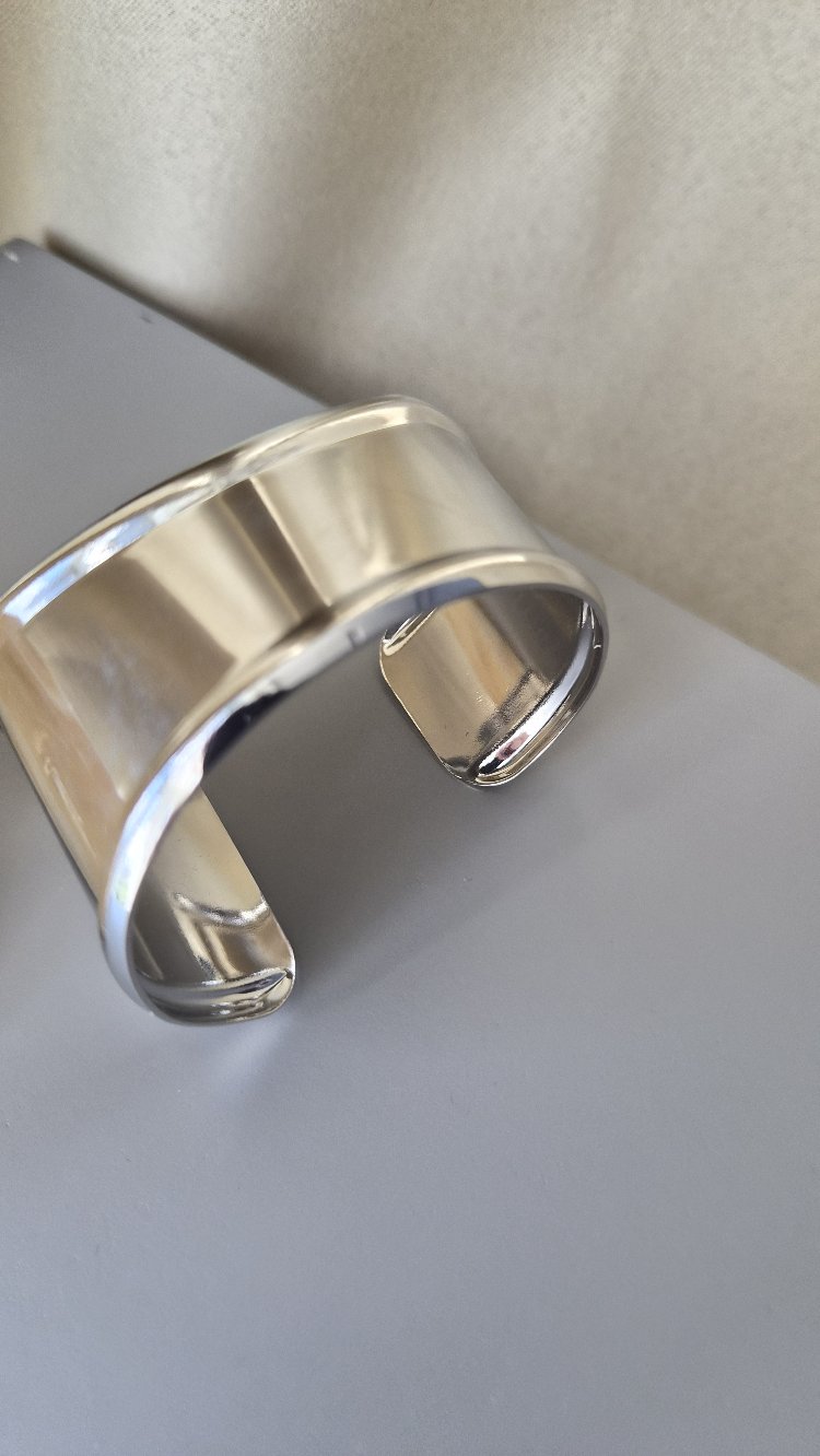 Silver kelepçe