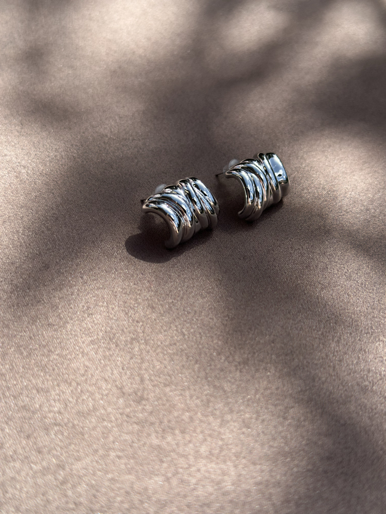 Silver Küpe