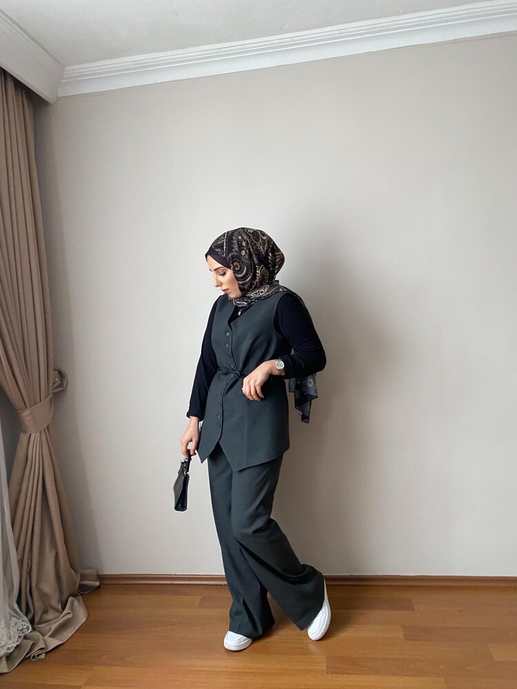 Yelekli Takım 