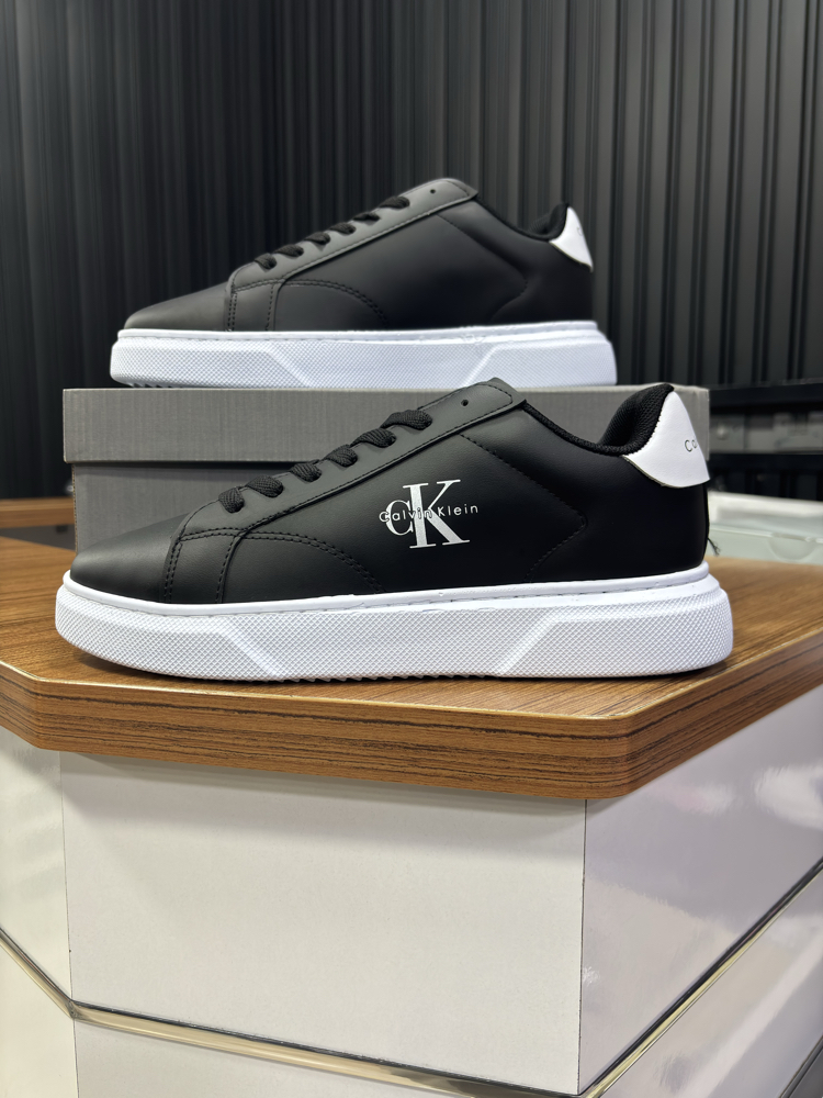 Calvin Klein Black-White (36-44)