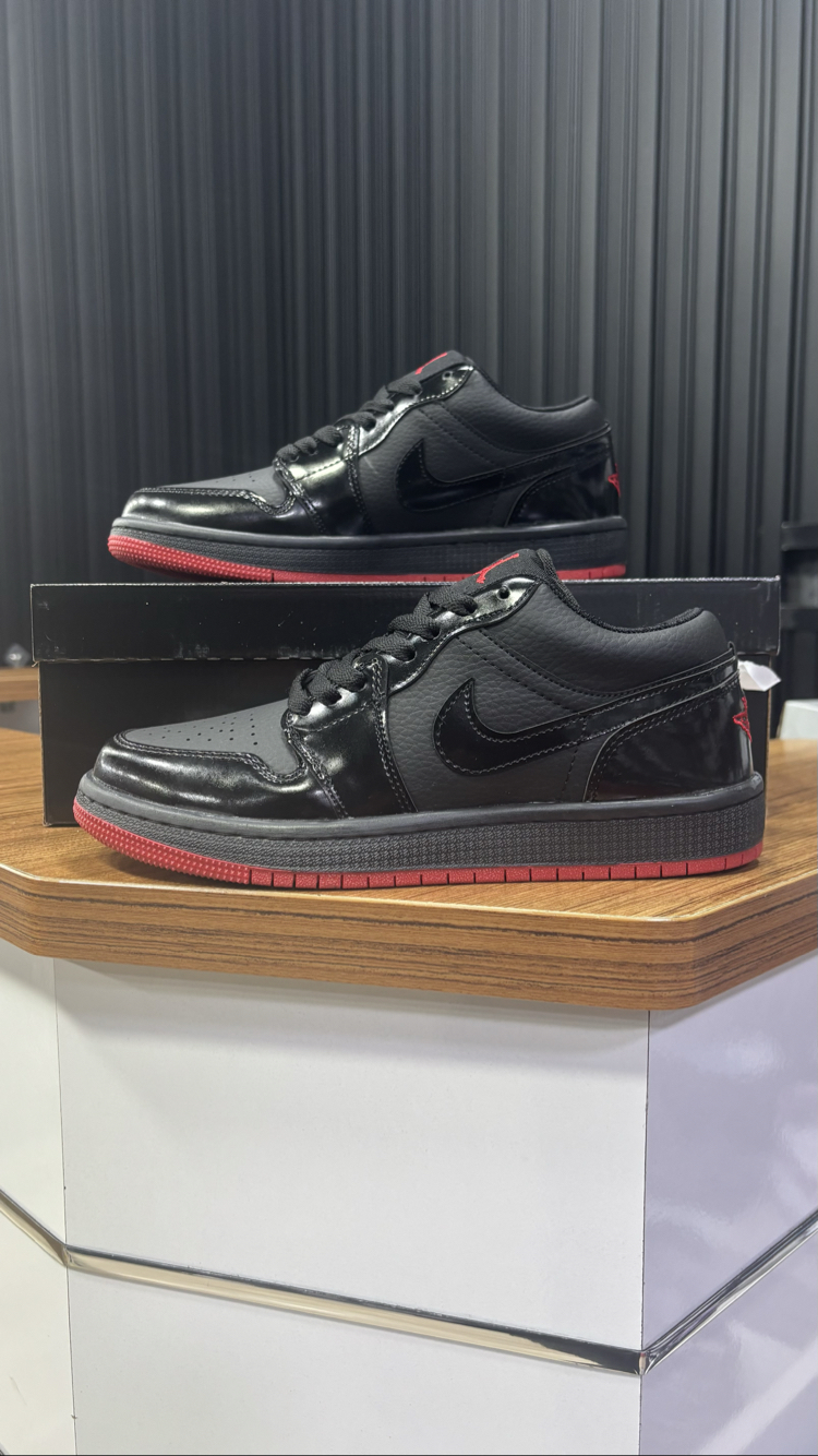 Nike Jordan 1 Low Dark-red-Black