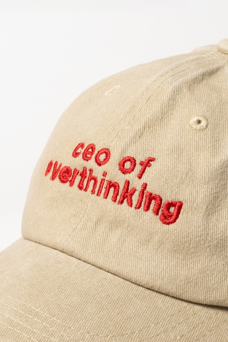 Yazı Nakışlı Şapka Pamuk Kumaşlı ve Ceo of Overthinking Sloganlı Şapka