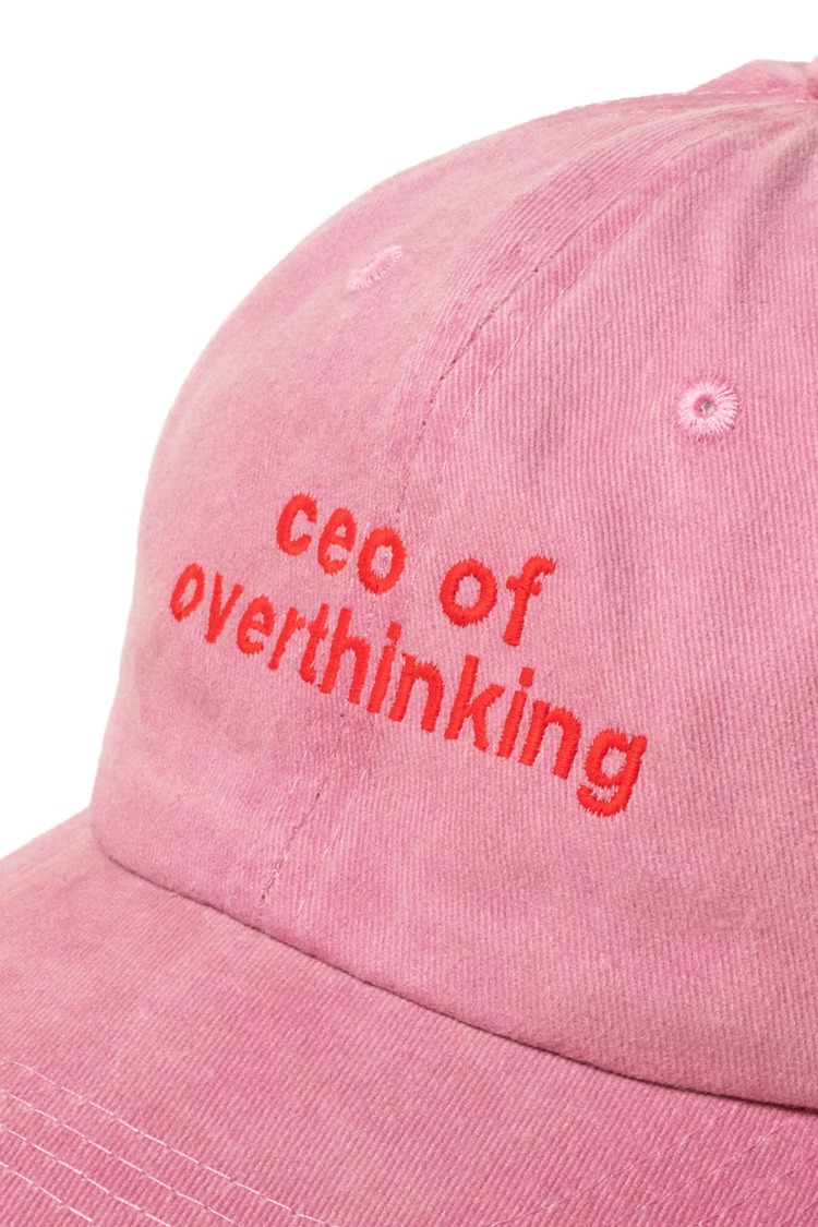Yazı Nakışlı Şapka Pamuk Kumaşlı ve Ceo of Overthinking Sloganlı Şapka