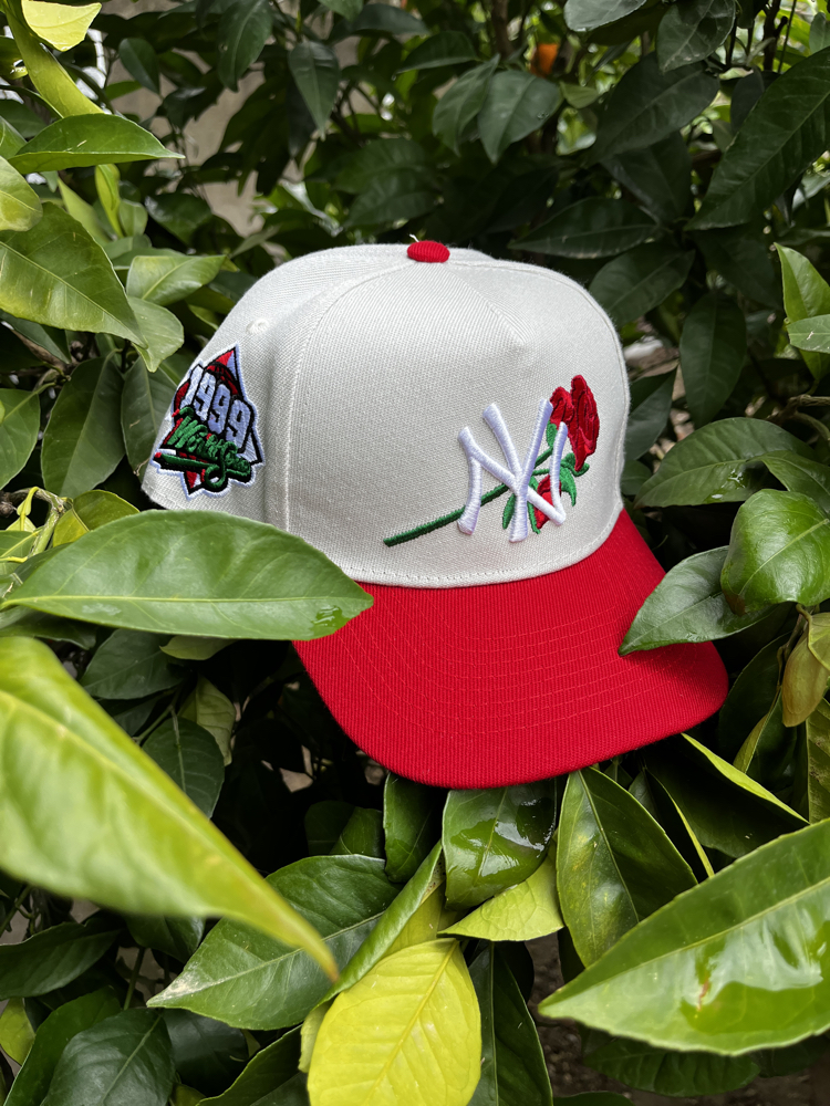 New York Yankees Rose Patch Ayarlanabilir Şapka