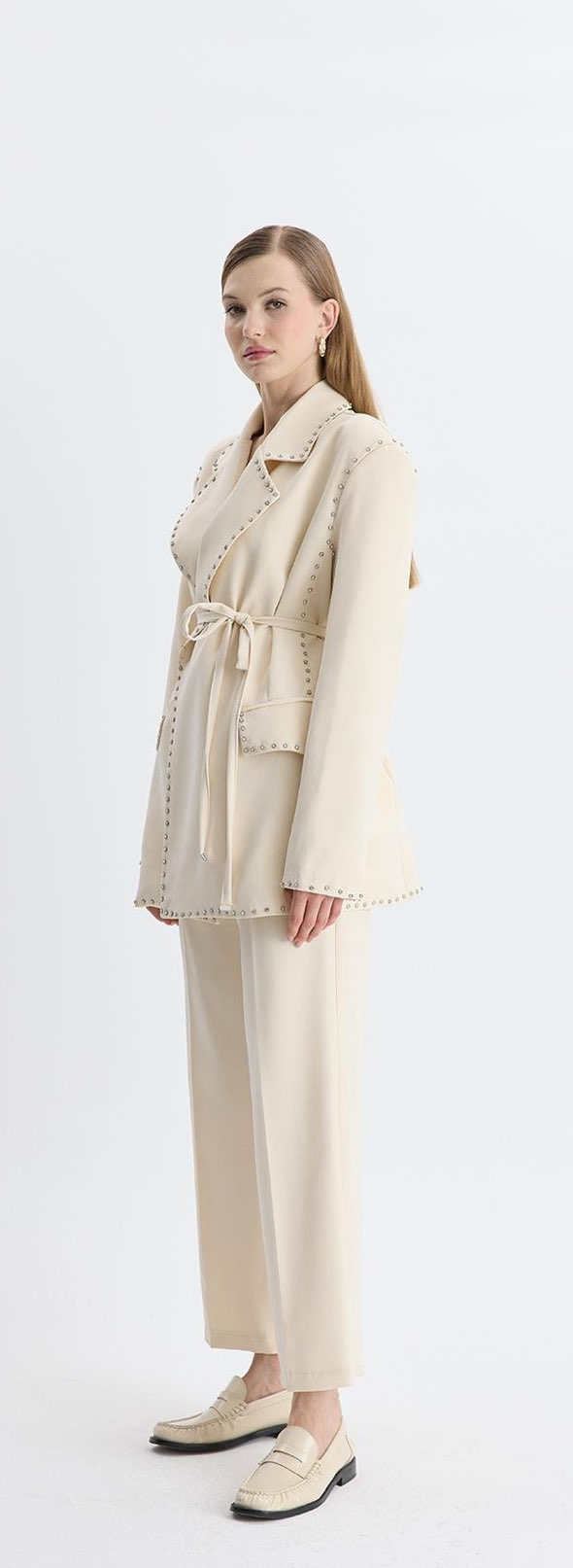 DÜĞME İŞLEMELİ TASARIM BLAZER TAKIM - TAŞ