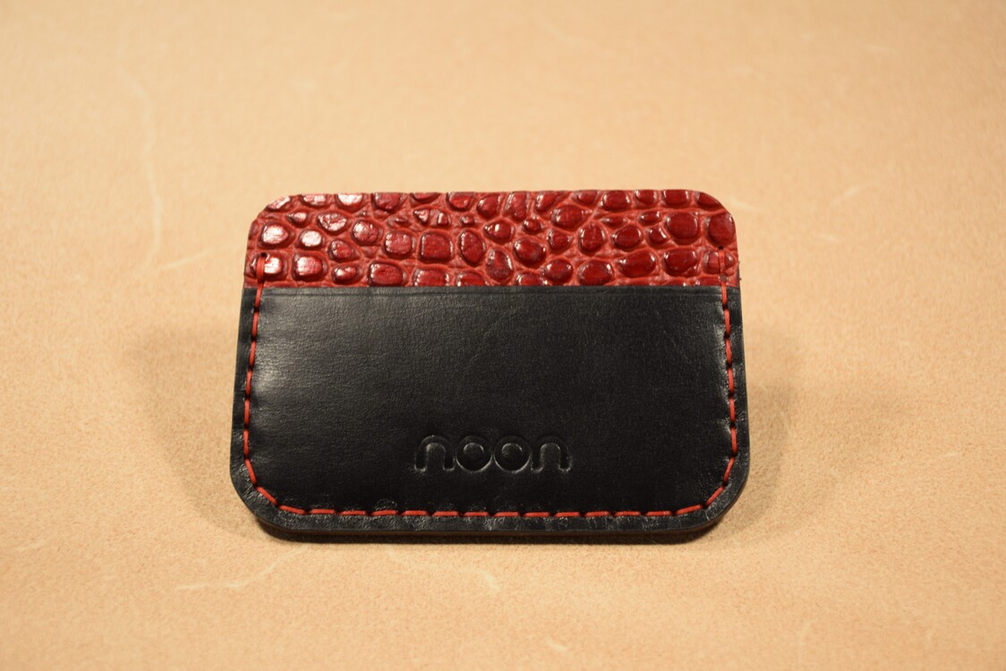 Solis Red-Black
