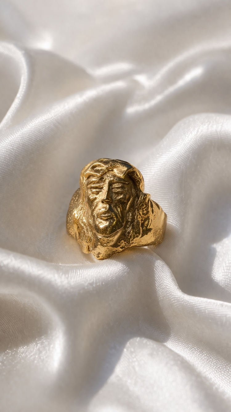 Sculpted Face Ring