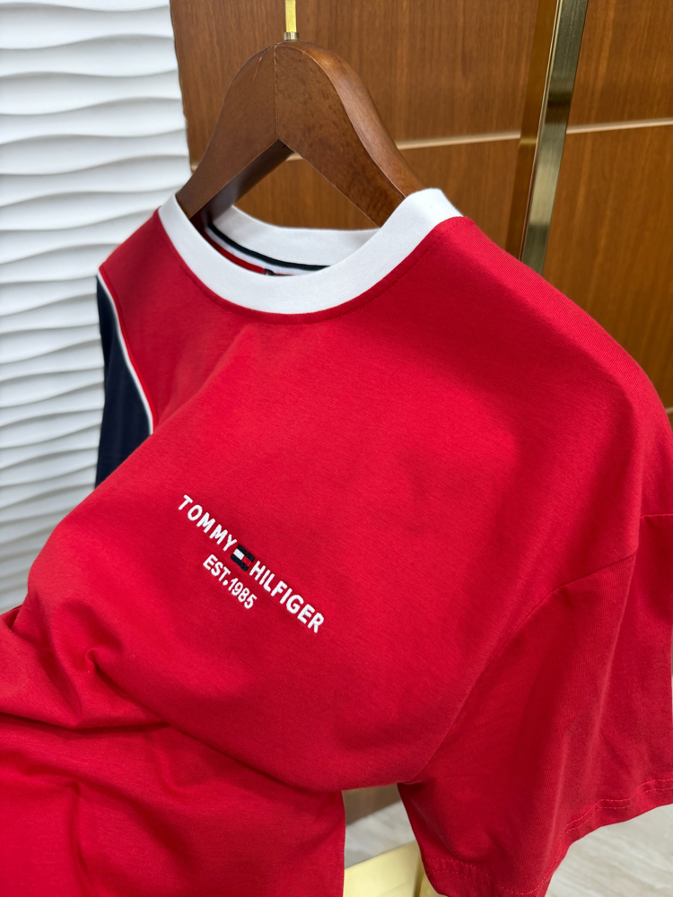 Tommy Parçalı İthal Tişört