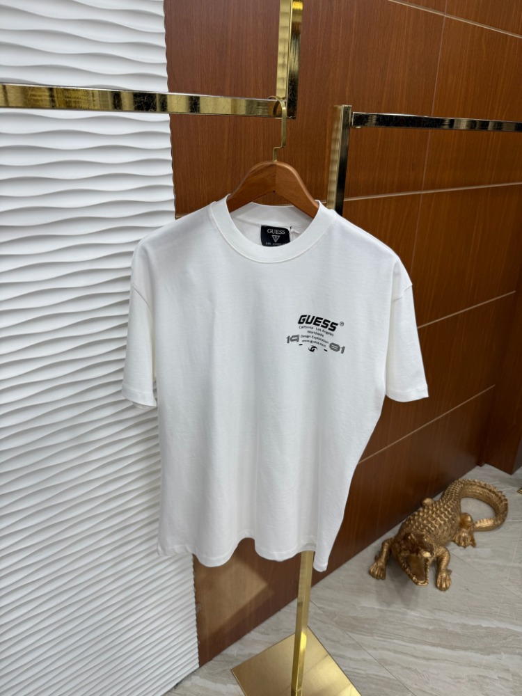 Guess Geometri Baskılı İthal Beyaz Tişört