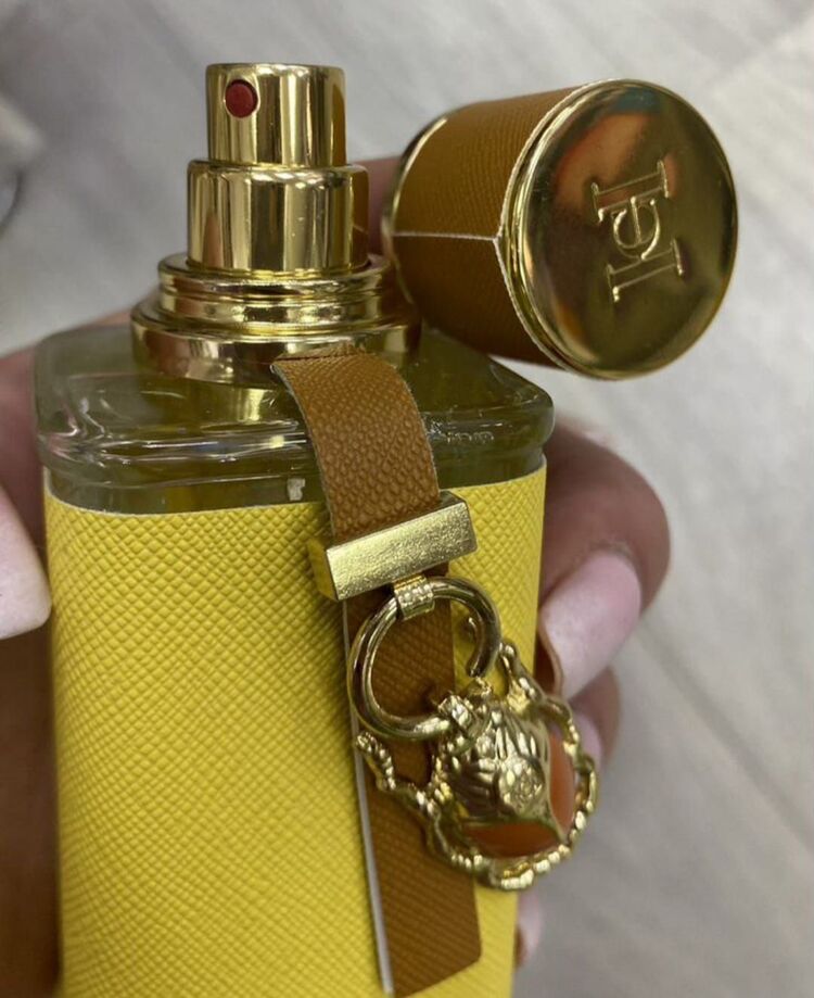 carolina herrera lucky charm 10 ml 