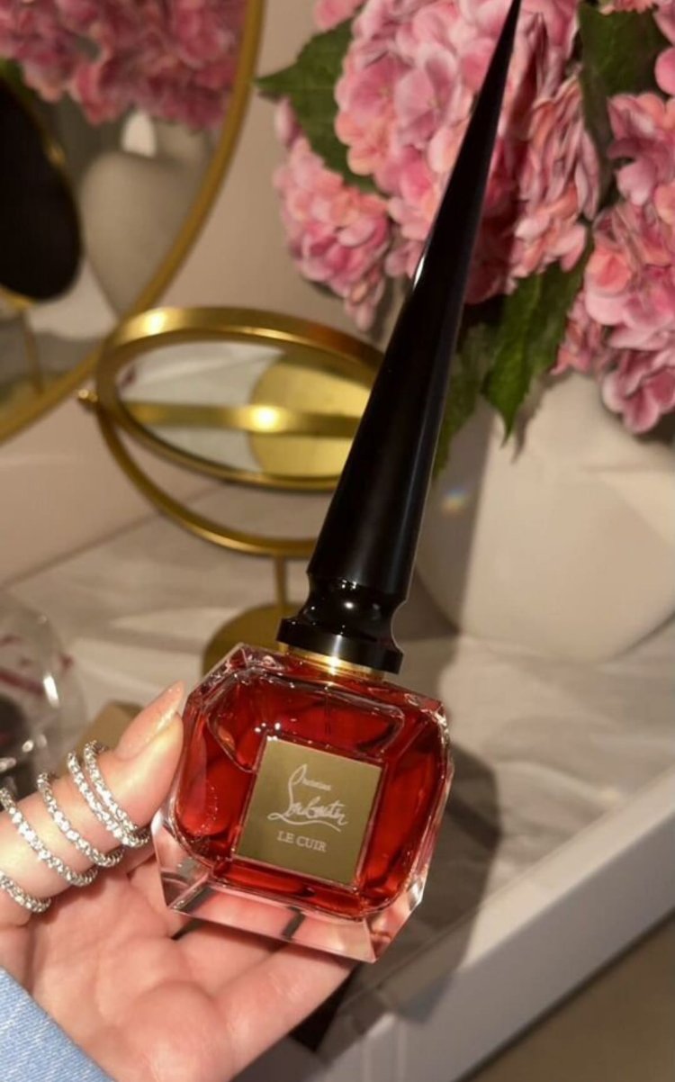 christian louboutin fetiche le cuir 10 ml 
