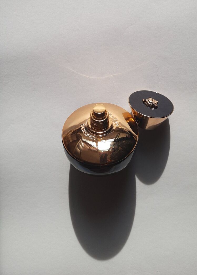 versace dylan blue pour femme 100 ml.