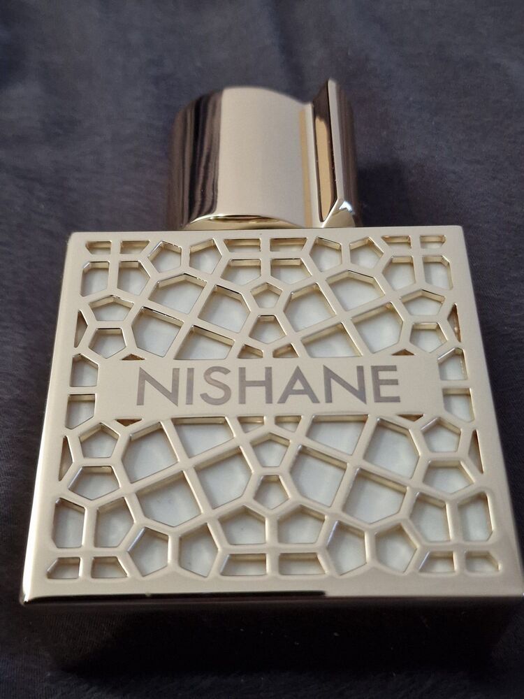 nishane hacivat oud 10 ml 