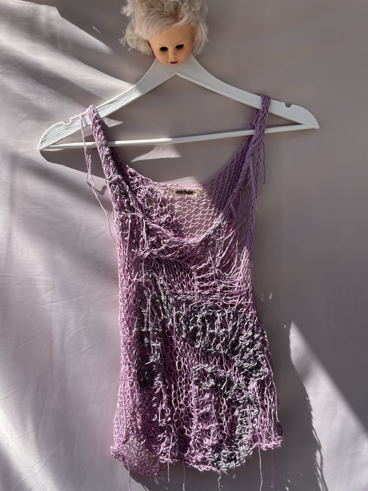 distressed notrbabe top (S-M)