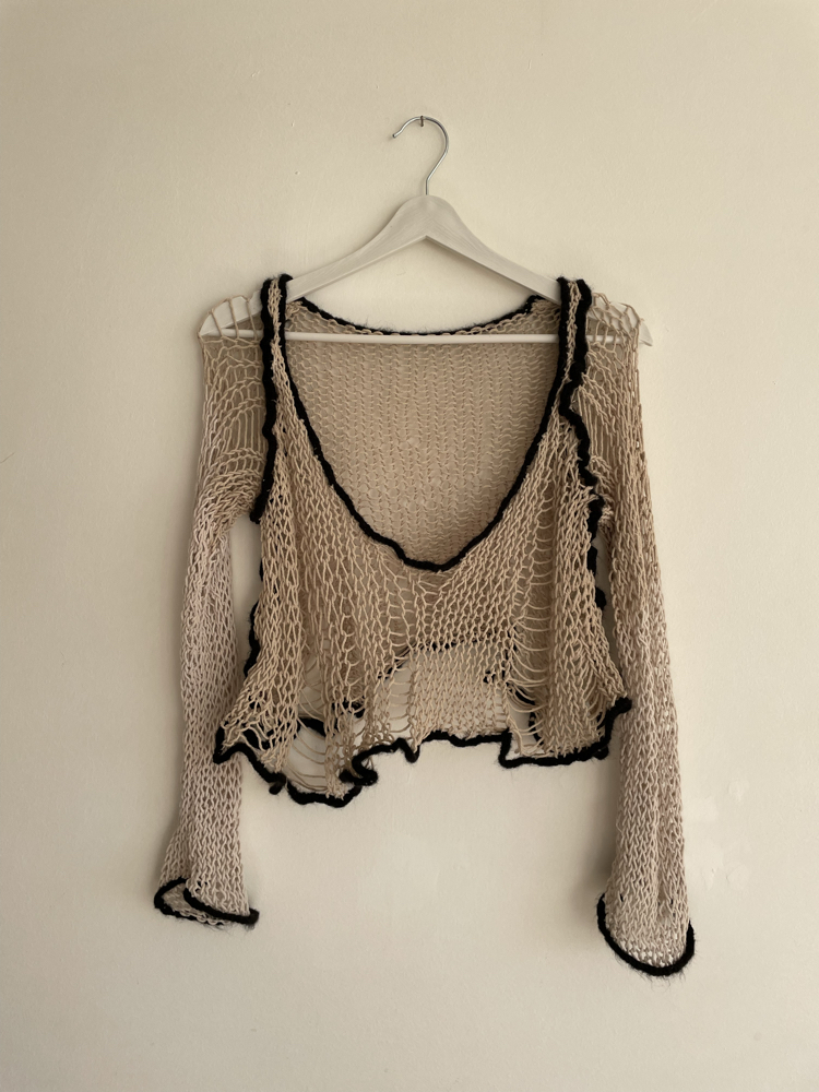distressed cream black sweater S-M
