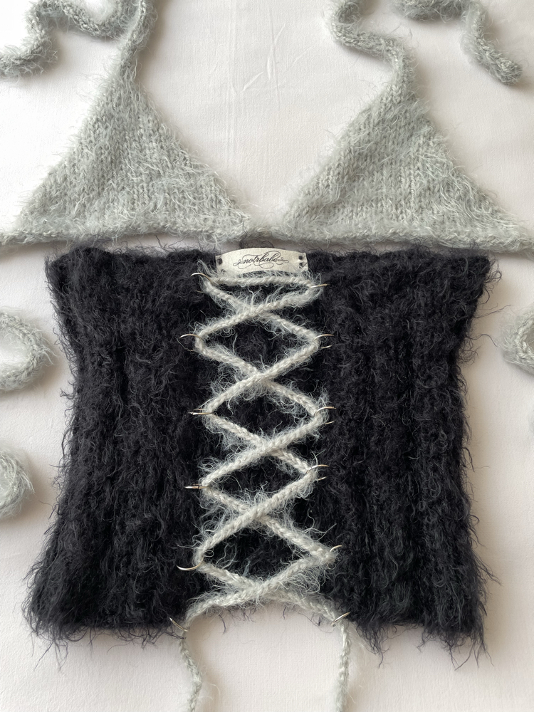 fluffy lace-up corset & bra set (S-M)