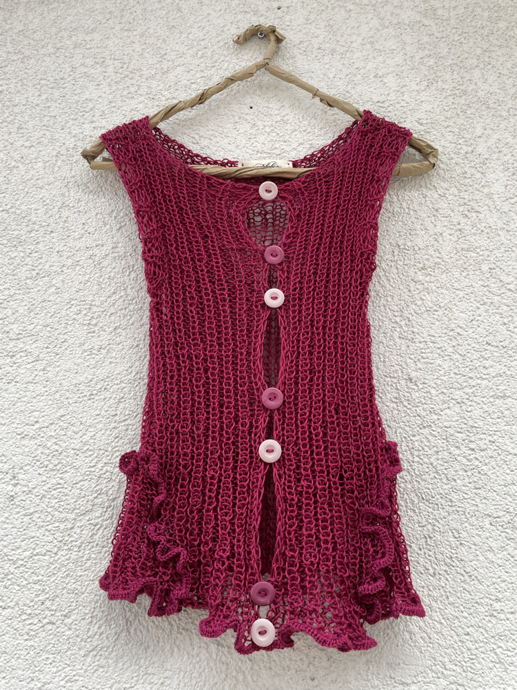 pink button-up knit top (S-M)