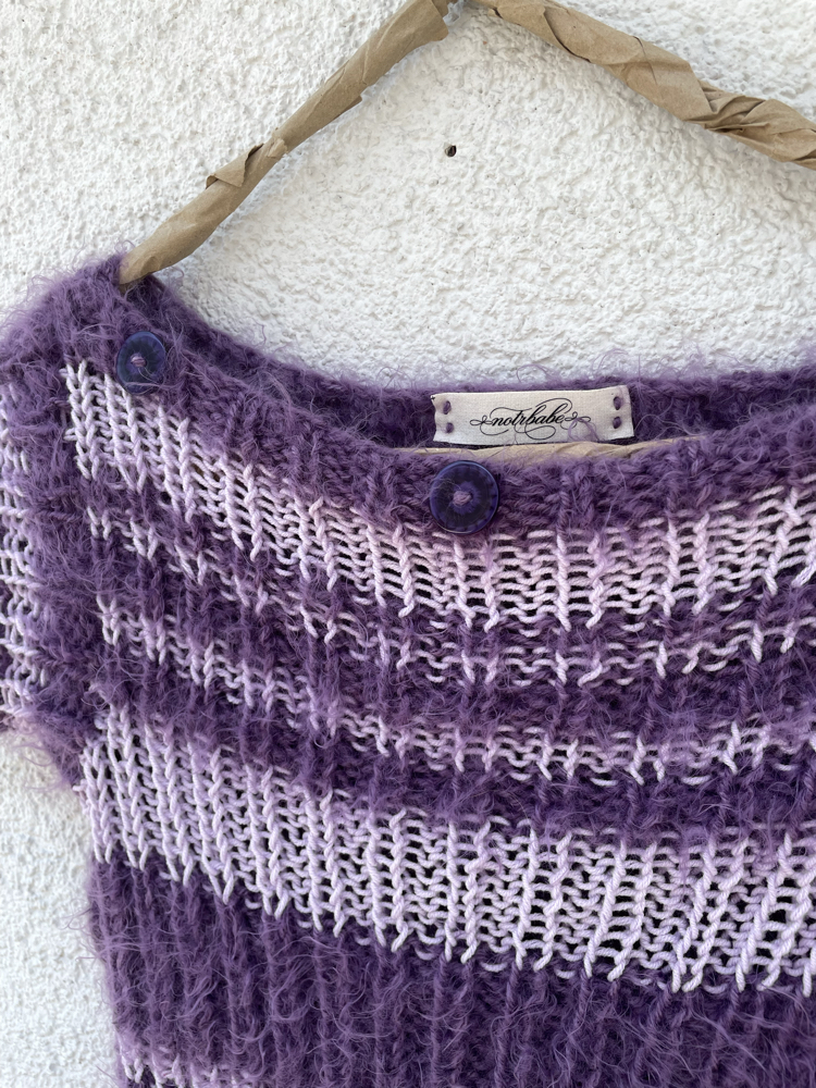 striped lilac buttoned up top (S-M)