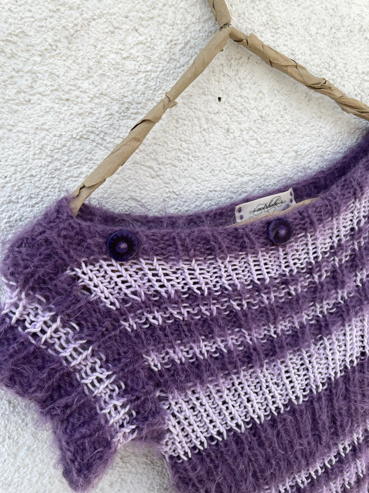 striped lilac buttoned up top (S-M)