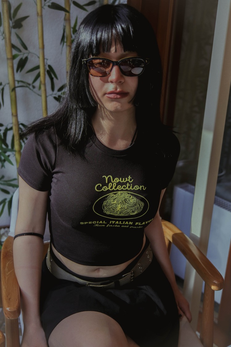 "RUN FASTA EAT PASTA" T-SHİRT CROP