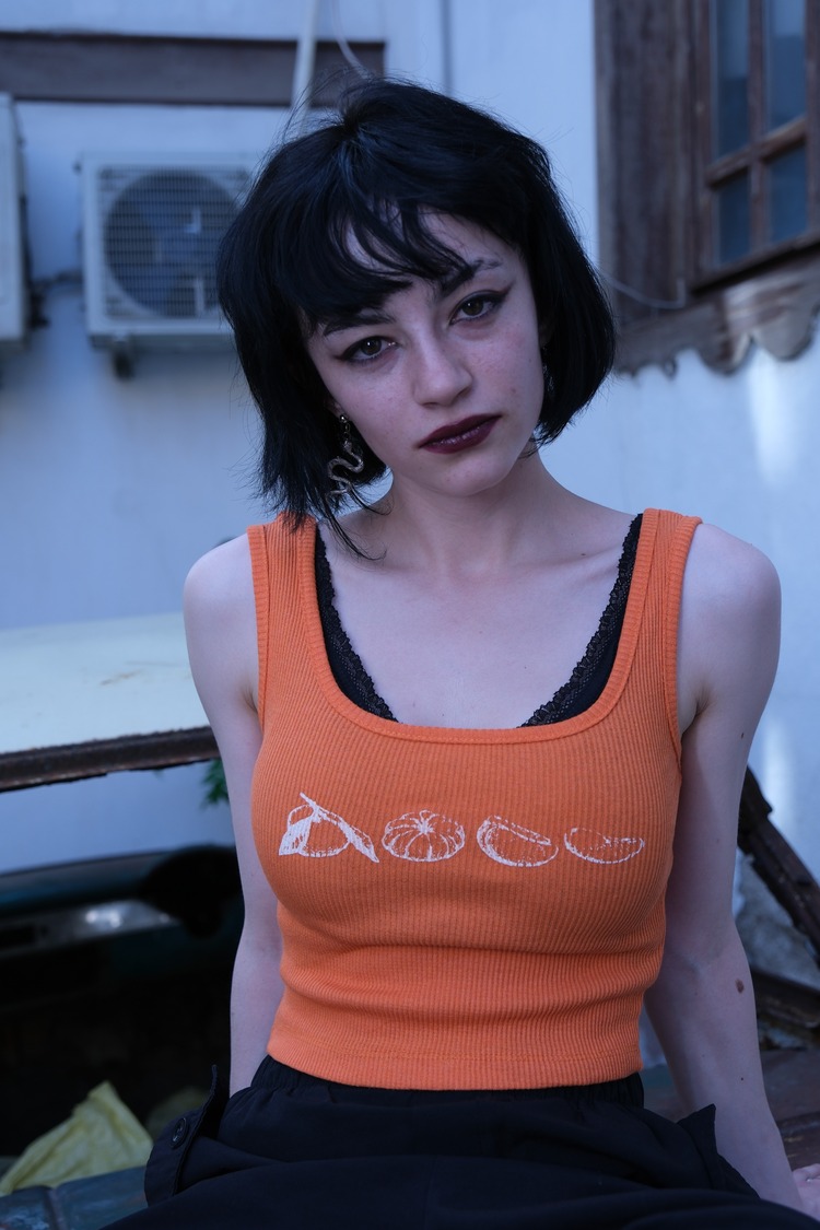 ORANGE CROP TOP 