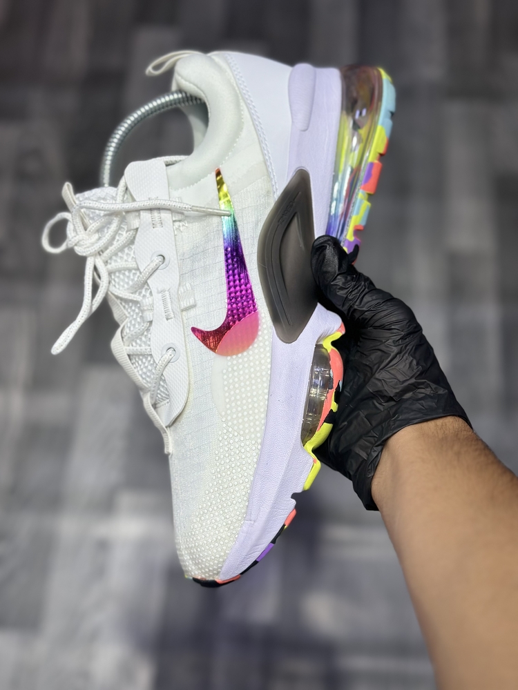 ~KARAGÖZ SPOR’DA NİKE AIR ZOOMX STOKLARDA