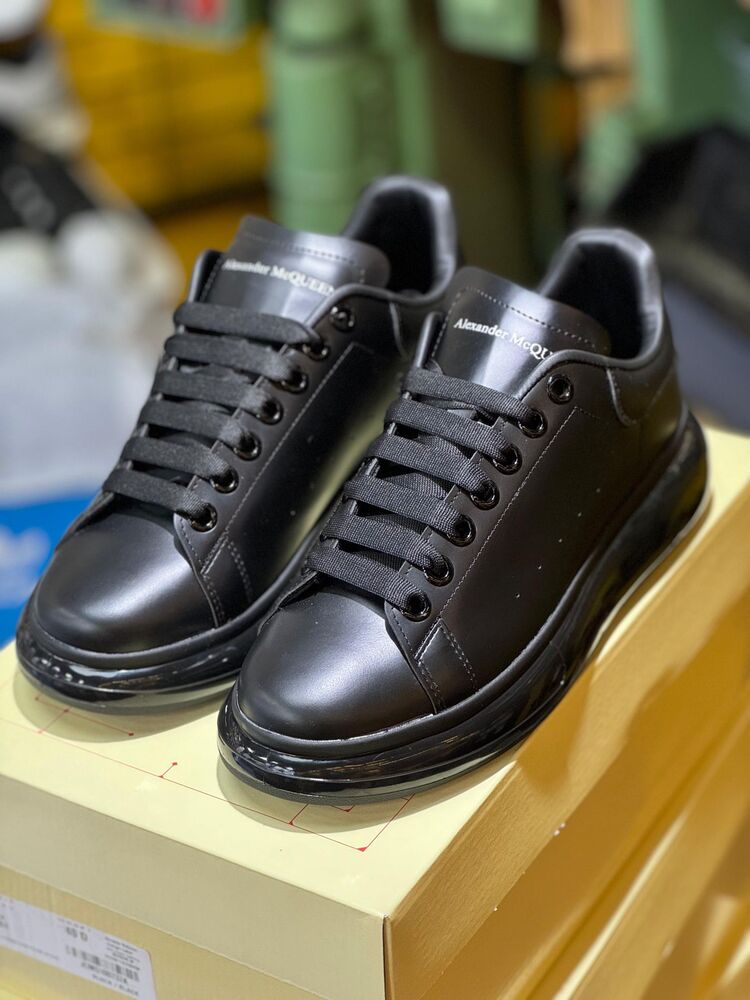 Alexander McQueen Transpaent Sole( Black)