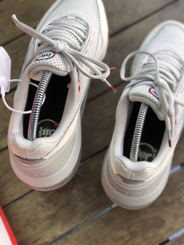 Nike Air Max Pulse 270 Stokta