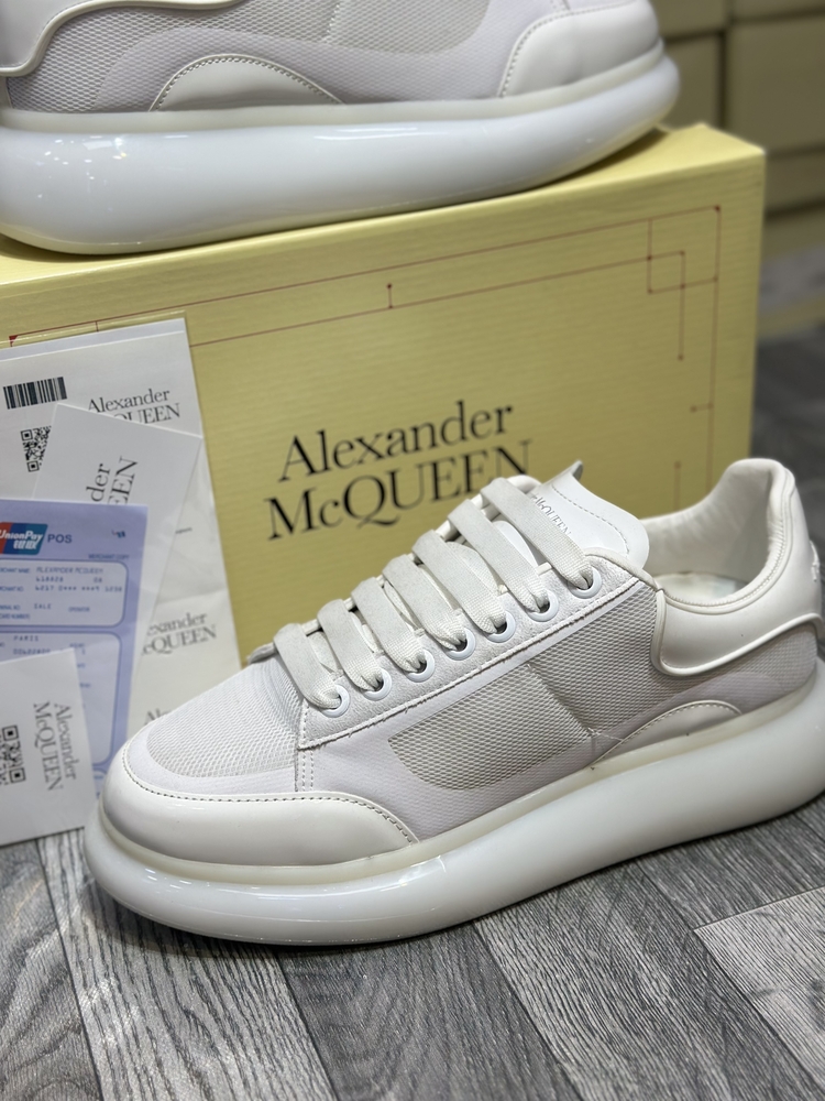 ALEXANDER MCQUEEN YENİ SEZON SINIRLI SAYIDA 