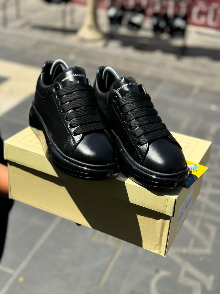 ALEXANDER McQUEEN (Premium)