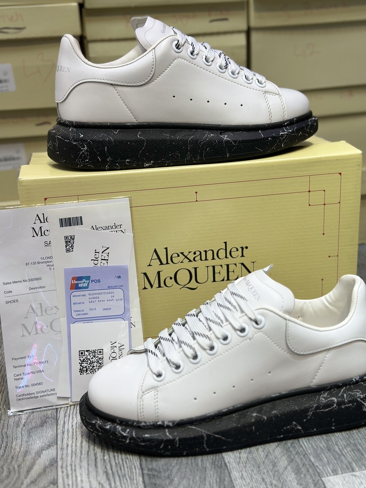 ALEXANDER McQUEEN BEYAZ SİYAH BULUTLU