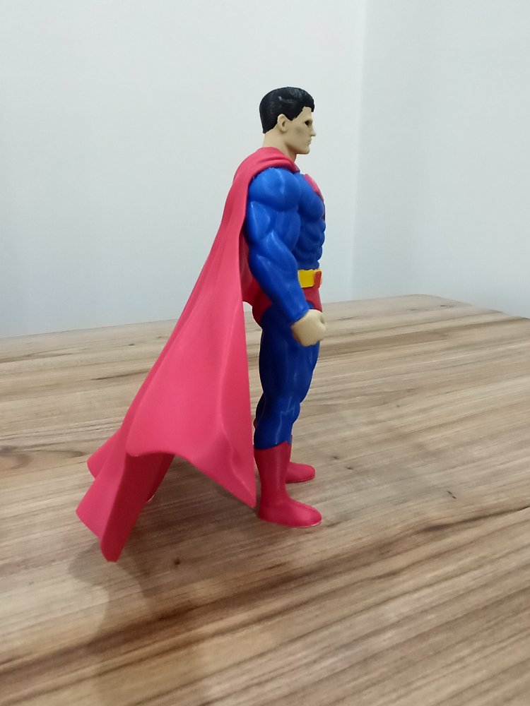 SUPERMAN FİGÜR 21 CM