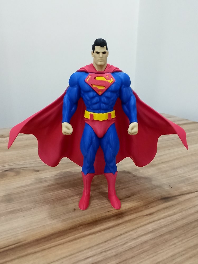SUPERMAN FİGÜR 21 CM