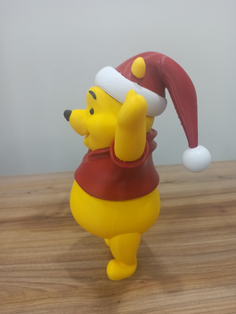 Pooh Figür (Yılbaşı Temalı)