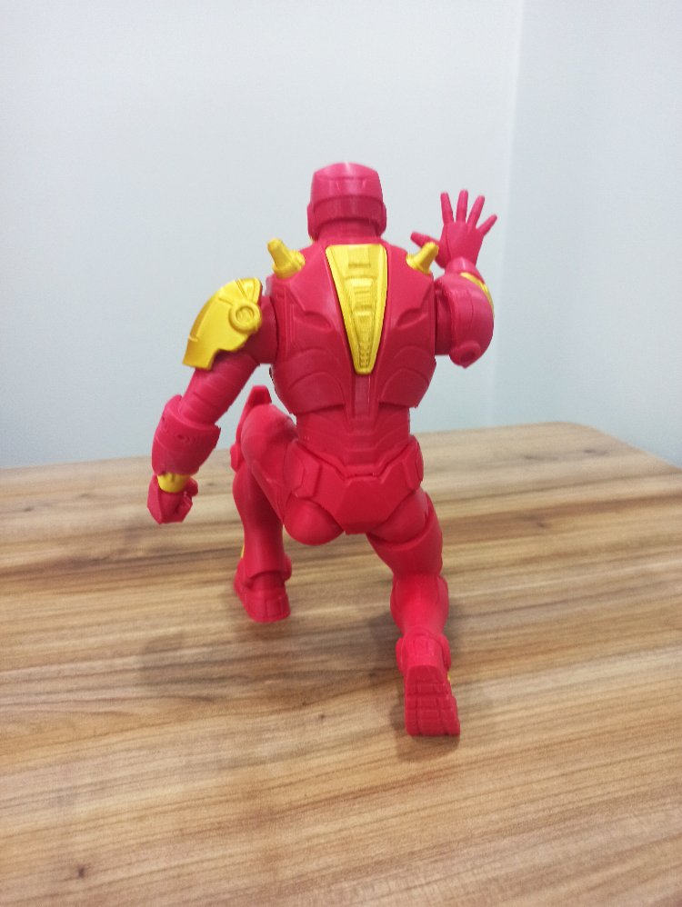 IRON MAN FİGÜR 21 CM