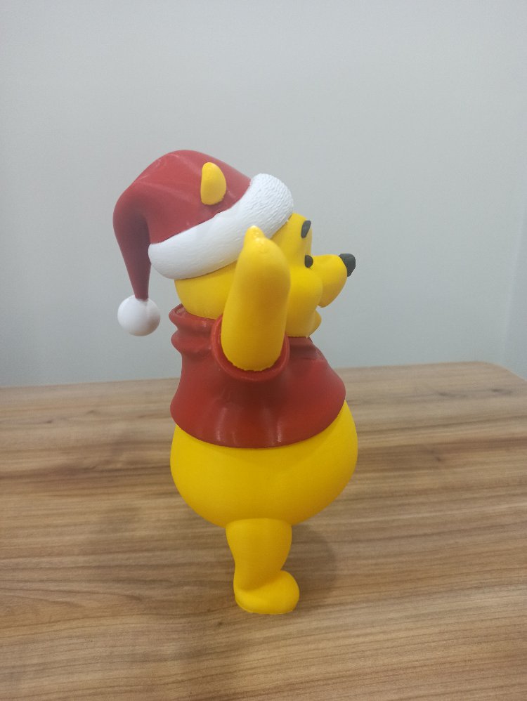 Pooh Figür (Yılbaşı Temalı)
