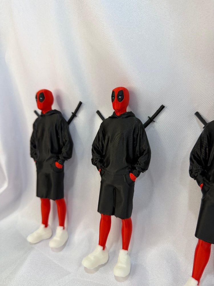 Deadpool Figür – 17 cm | Street Style