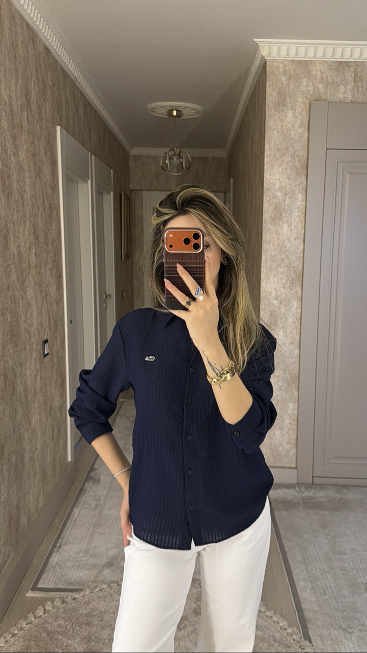 Orijinal marka etiketli Lacoste gömlek