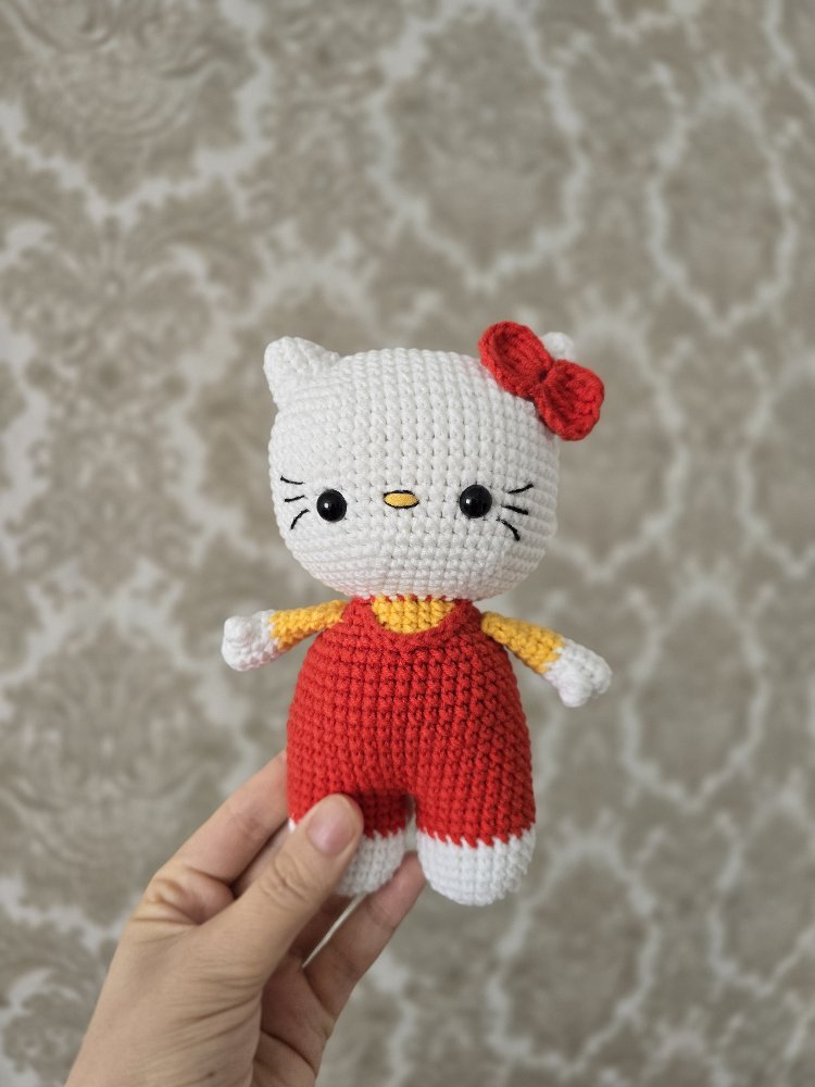 hello kitty oyuncak