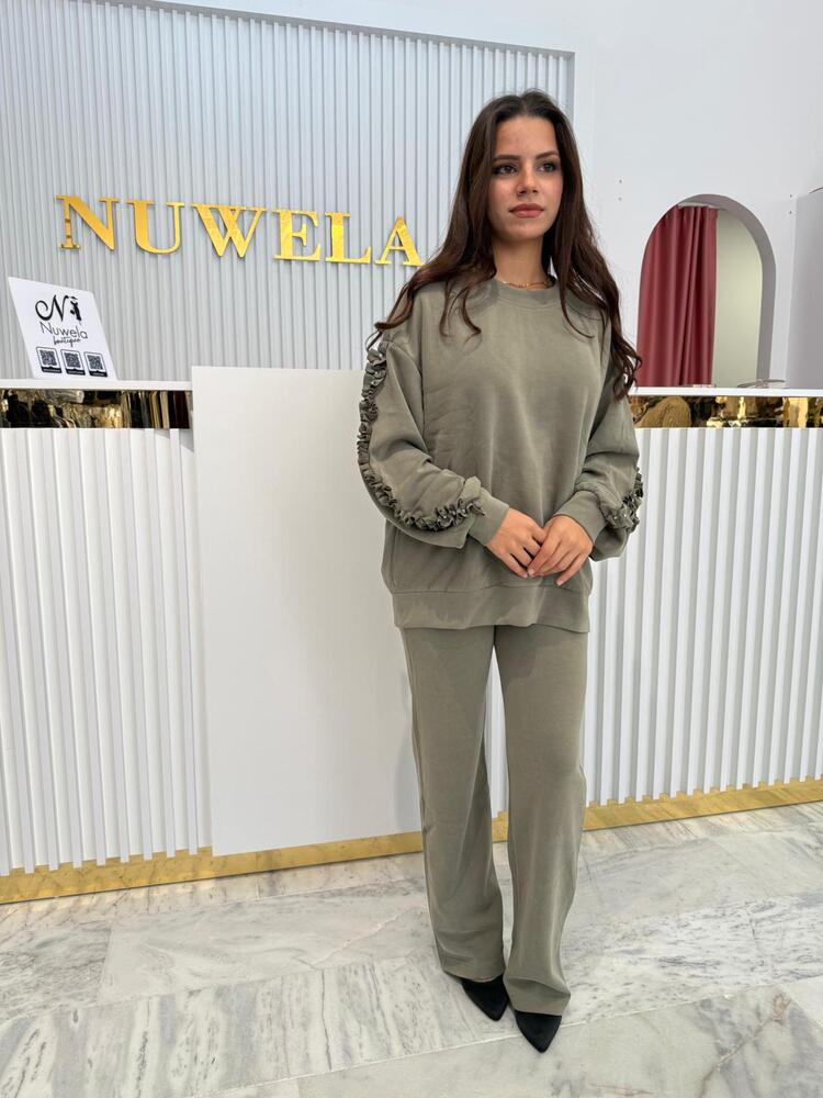 Kolları Fırfırlı Dökümlü Modal Kumaş Takım