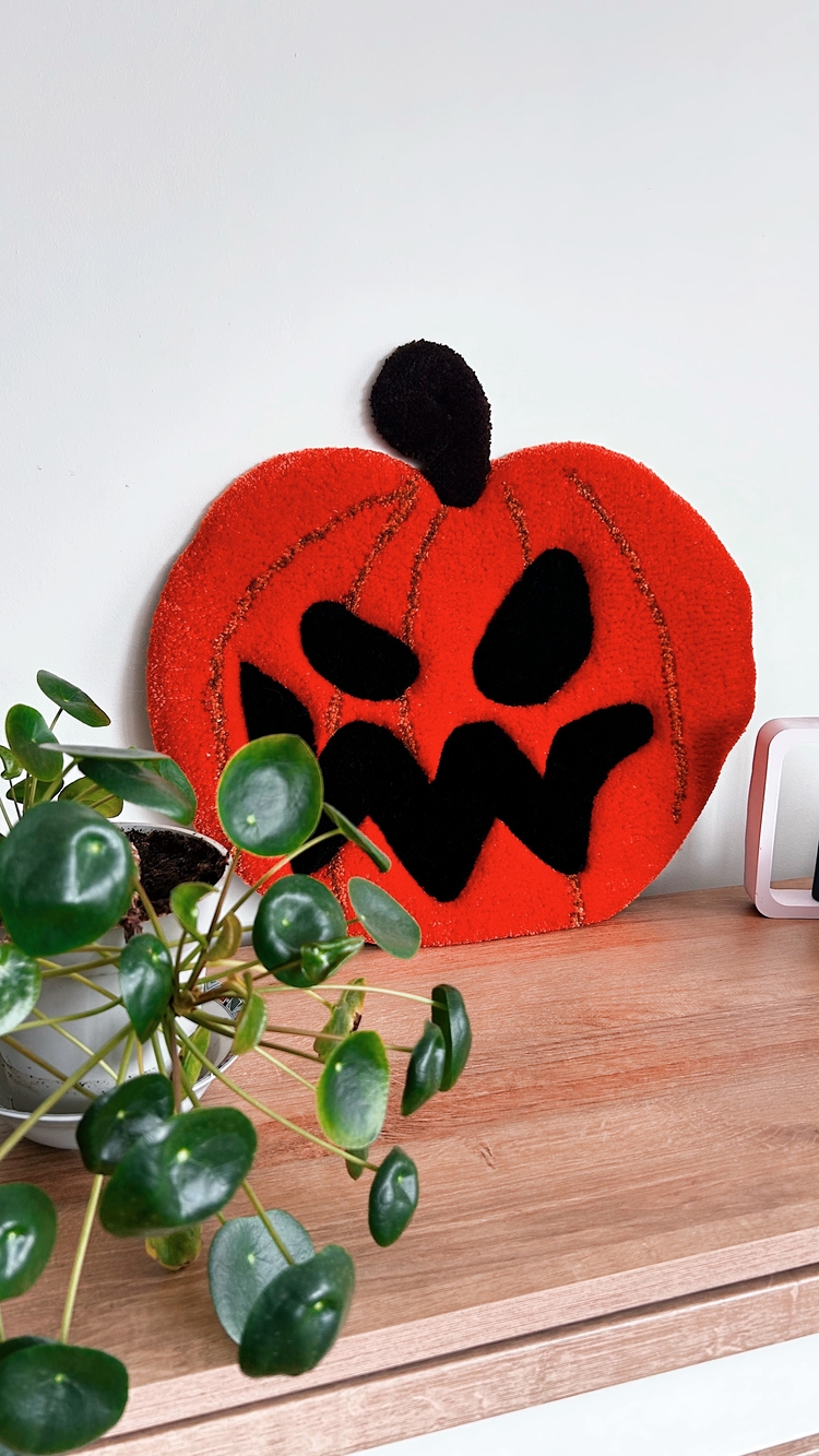 Sculpted Pumpkin Rug