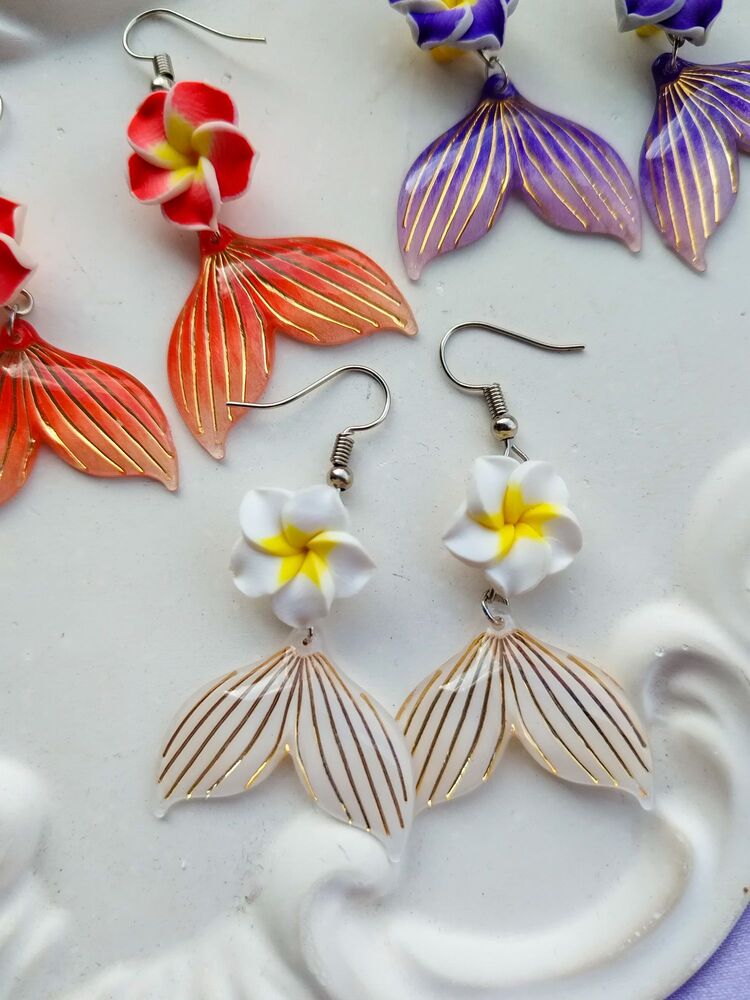Ocean Kissed Frangipanis