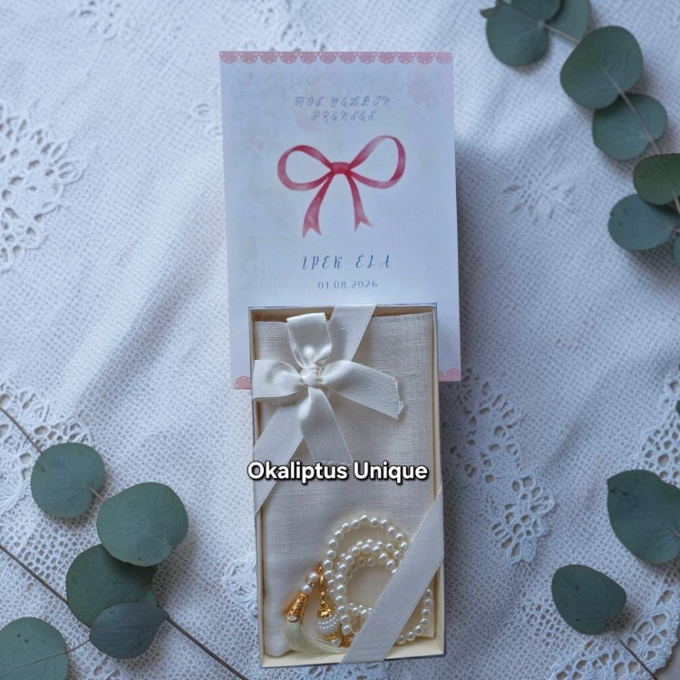 Kişiye Özel Başörtüsü ve İnci Tesbih Hediye Seti