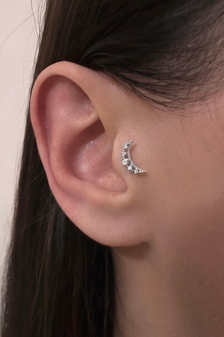 Çelik Taşlı Ay Piercing