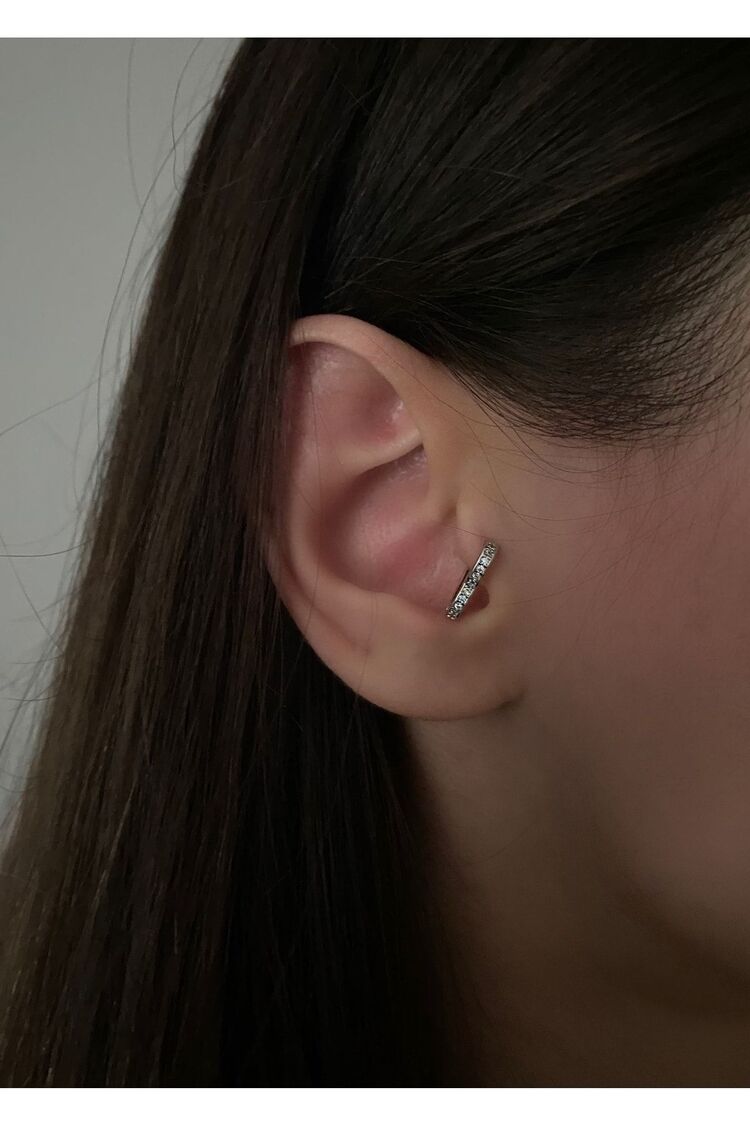 Kadın Kalp Detaylı Halka Tragus Piercing